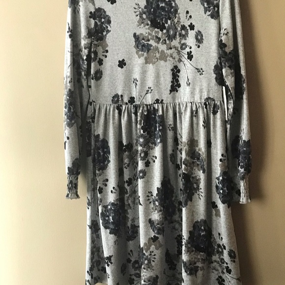 DRESS - Picture 4 of 5